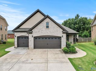 215 Skehan St SW, Huntsville, AL 35824