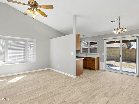 4th image of 3017 W Monona Dr
