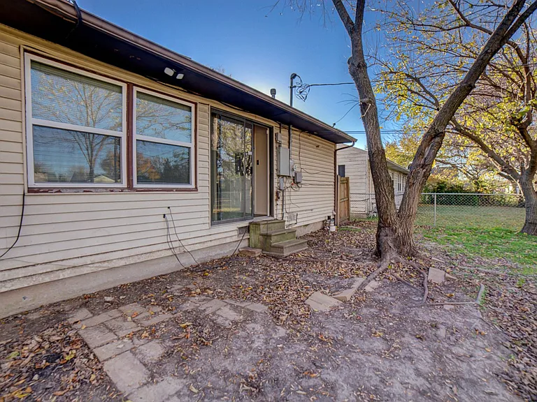 6703 E Queen St — Photo 18