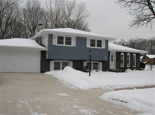 1454 Howard Ct, Hobart, IN 46342