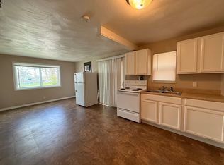 1339 W Wood St APT 3, Decatur, IL 62522