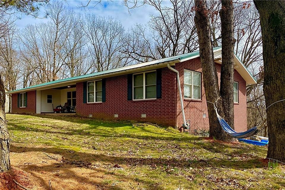 1st image of 9588 Palomino Dr