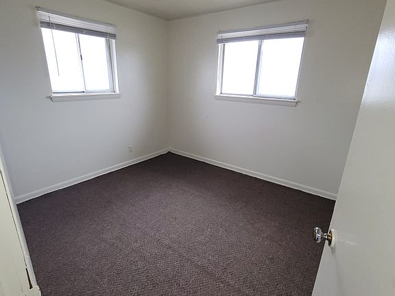 4th image of 8940 W Carmen Ave #4