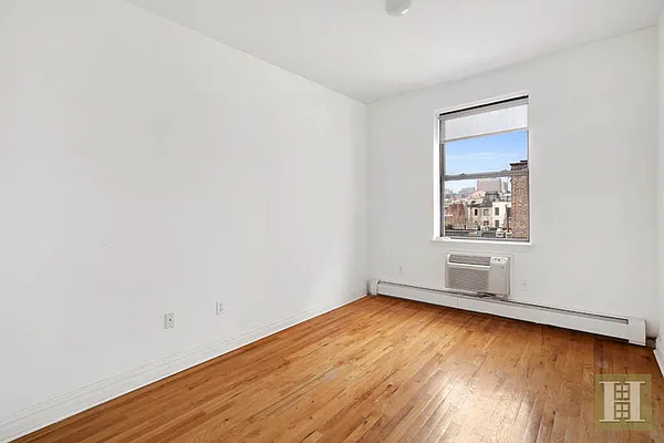 Rented by Halstead Real Estate | media 4
