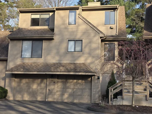 200 Treadwell Street #202, Hamden, CT 06517