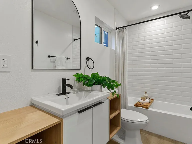 6091 Navajo Rd — Photo 29