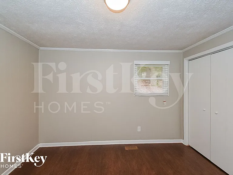 3940 Erica Cir — Photo 12