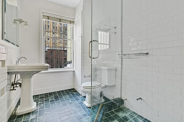 Sold by Engel and Völkers Brownstone Brooklyn | media 13