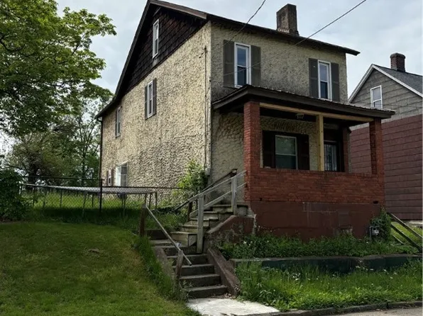 2216 Cronemeyer St, McKeesport, PA 15132