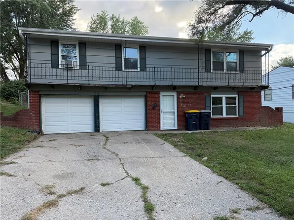 5658 N Smalley Ave, Kansas City, MO 64119