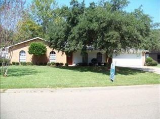 162 Cypress Dr, Madison, MS 39110