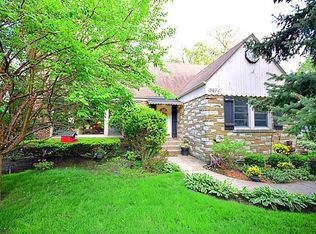 357 Downing Rd, Riverside, IL 60546