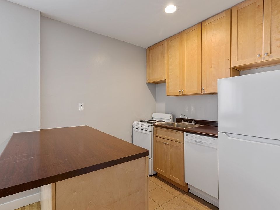 1st image of 451 E 83rd St APT 3C