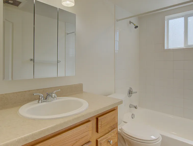 Lampliter Apartments — Photo 35