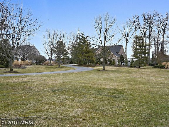 3rd image of 312 Kyle Rd