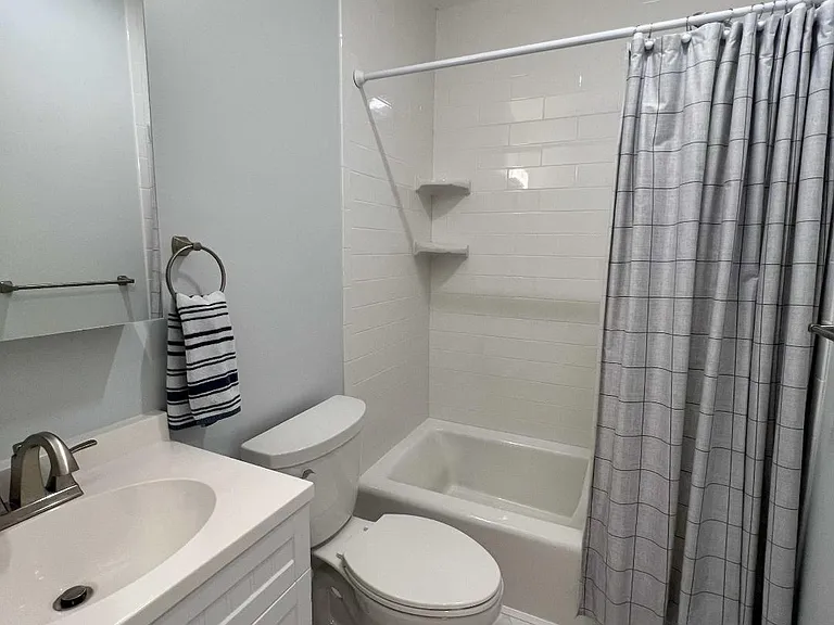 16 Wilton Ave — Photo 9