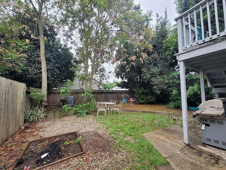 1224 V St #1 — Photo 7