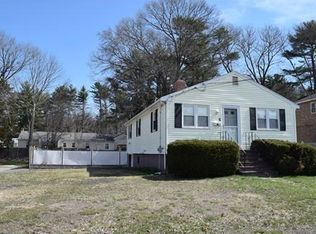 4 Ridgeway St, Dedham, MA 02026