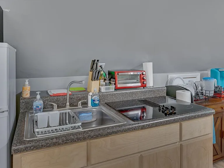 126 White Oak Dr #2 — Photo 6
