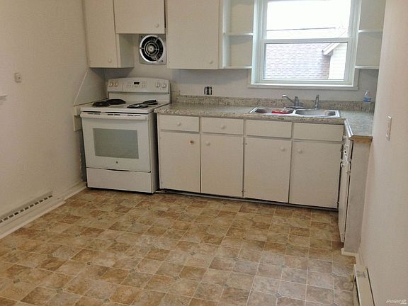 New Floor, Countertops and Appliances!!