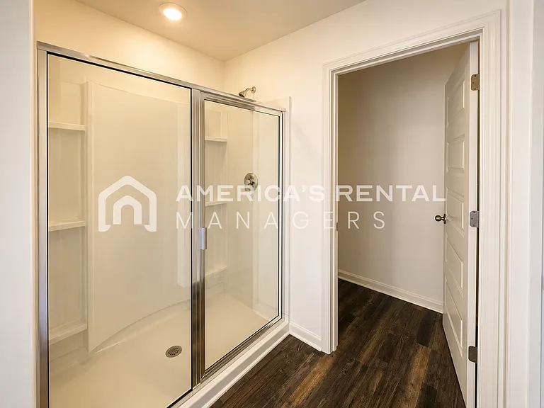 309 Oakmont Cir — Photo 38