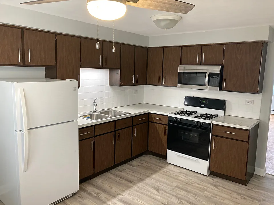 1479 Ashland Ave #2