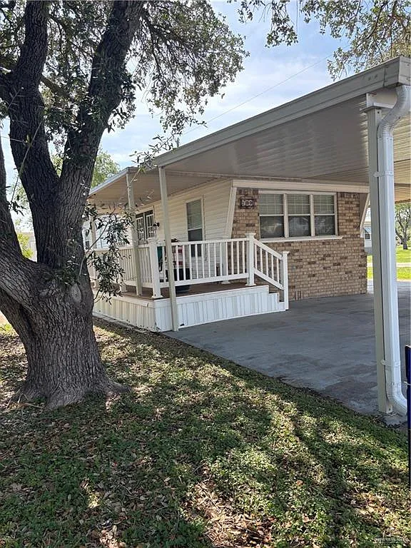 2 bed, 1164 sqft, $1,600 — Photo 1