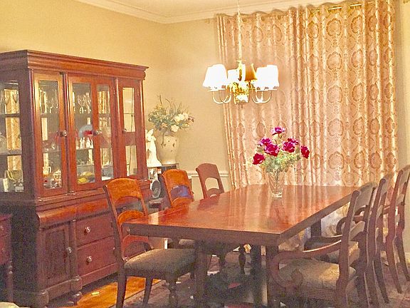 Dining room with furnitures