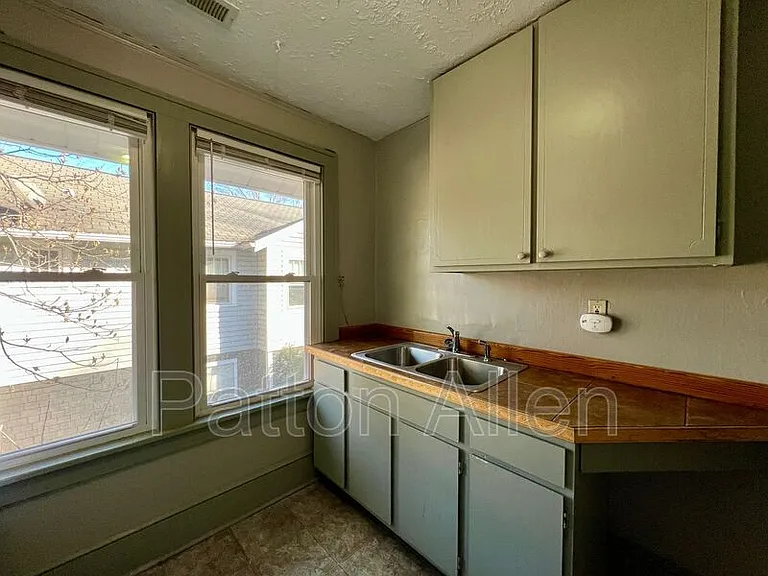 330 Hillside St #2 — Photo 13