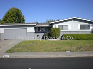 300 Alison Ave, Rohnert Park, CA 94928
