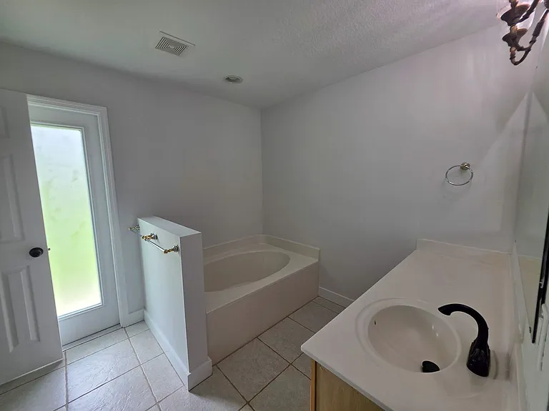 5230 Compass Pointe Cir — Photo 32