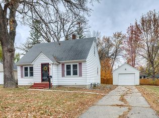 677 5th Ave SW, Hutchinson, MN 55350