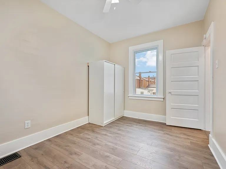 27 Rudolph St — Photo 15