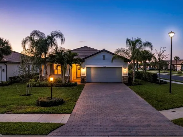 18307 Ridgeline DR, ESTERO, FL 33928