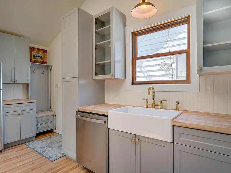 1607 Woodlawn Blvd #GUEST — Photo 4
