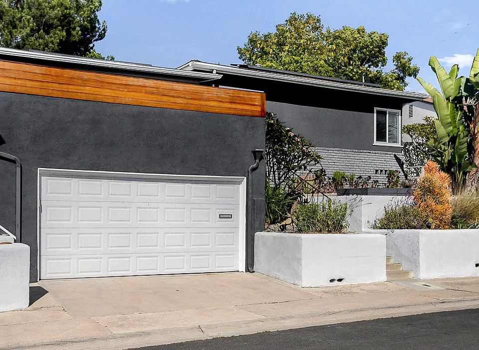 4759 Baylor Dr