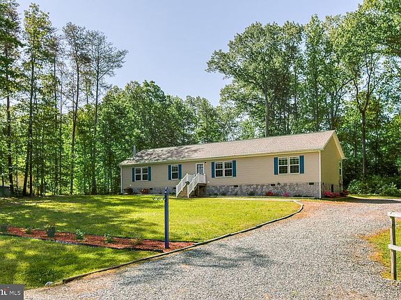 2nd image of 3834 Honey Ln