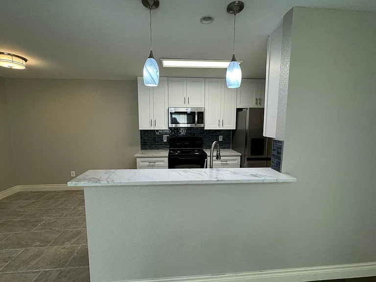 3159 Karen St — Photo 7