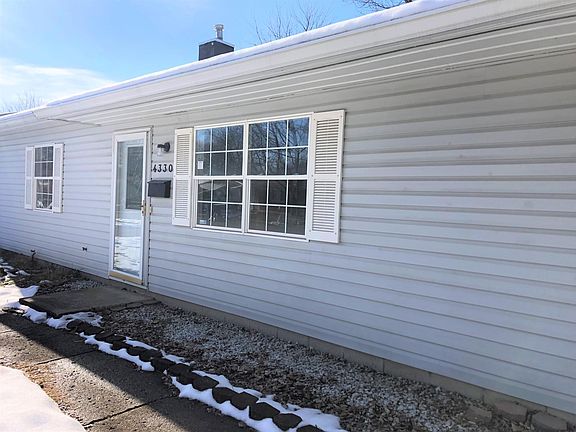 3rd image of 4330 Aspen Way