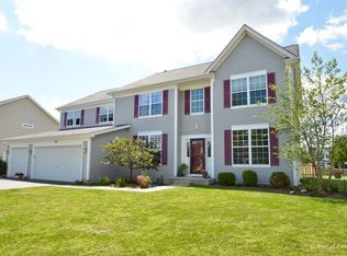 448 Diamando St, Crystal Lake, IL