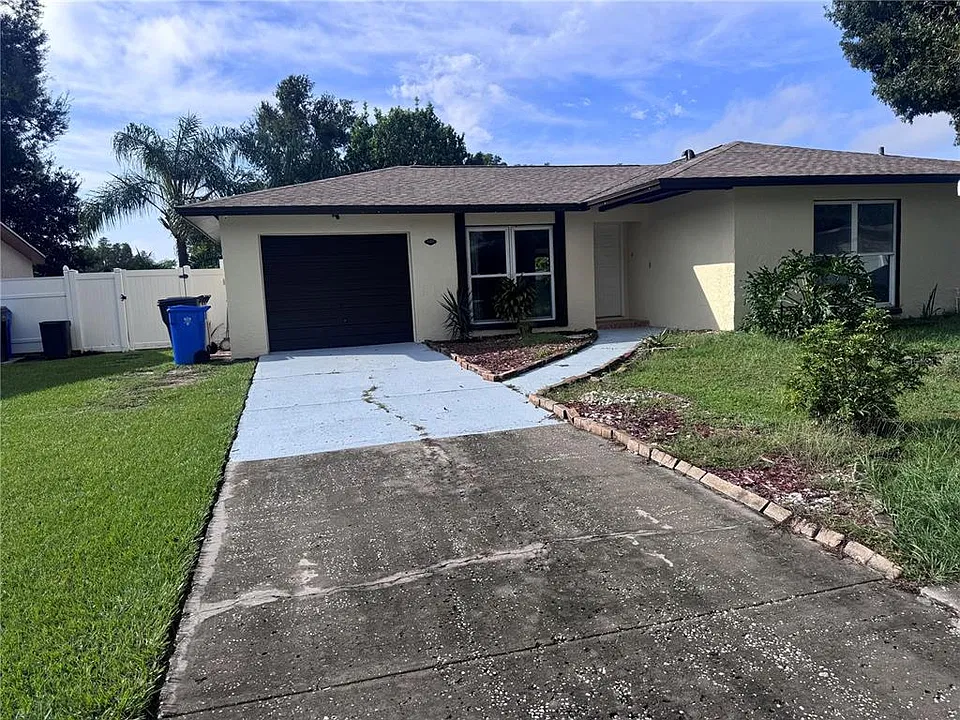 5208 Carrollwood Meadows Dr