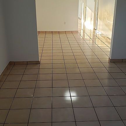 Double living and tv rooms