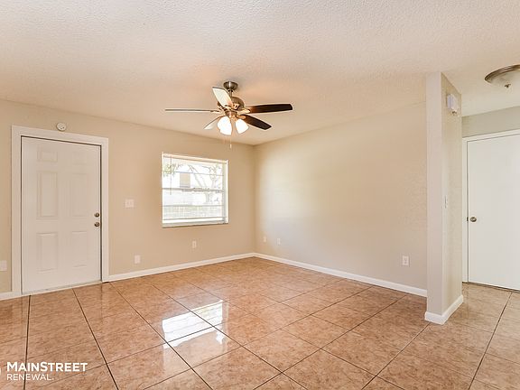 3rd image of 4099 Holder Park Dr