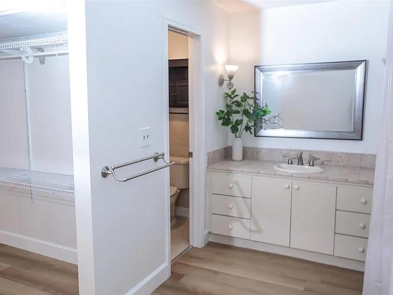 6764 SW 40th St #40 — Photo 14
