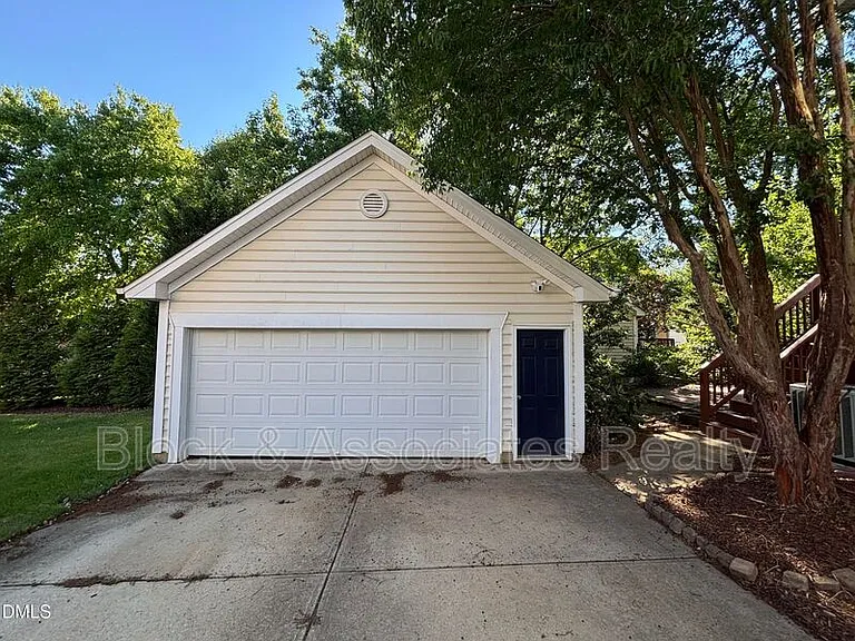 109 Old Savannah Dr — Photo 26