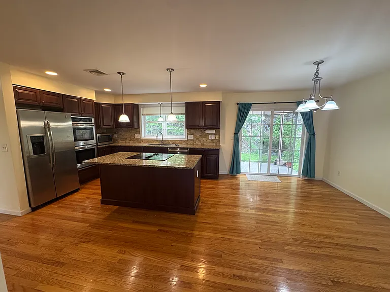 32 Tyler Hill Rd — Photo 5
