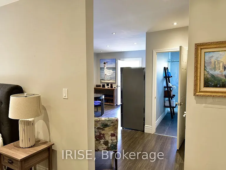 2 Selwood Ave #E — Photo 7