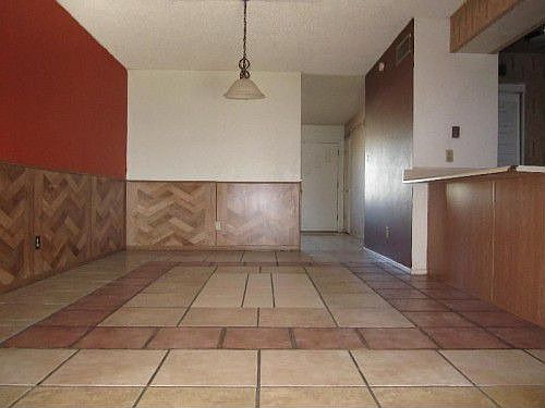 5th image of 3619 W Vista Ave