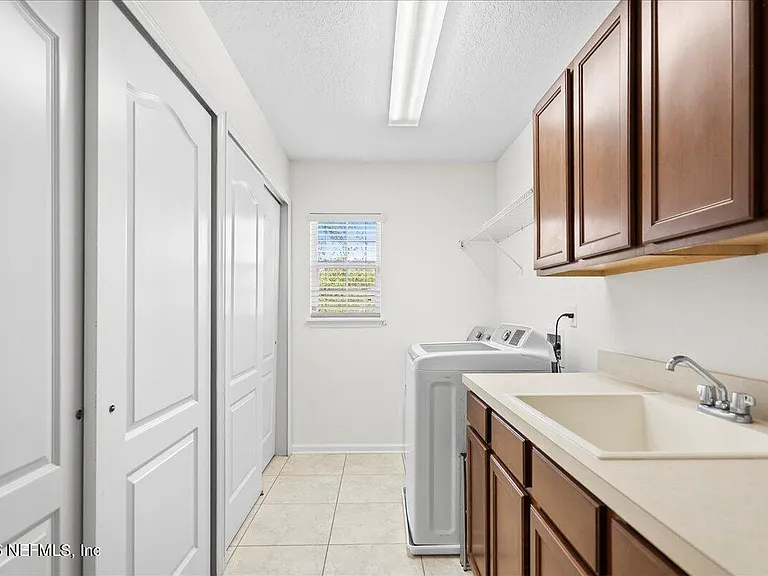12174 Wynnfield Lakes Cir — Photo 35
