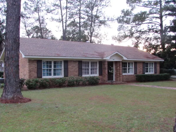 2230 Seminole Trl, Waycross, GA 31501